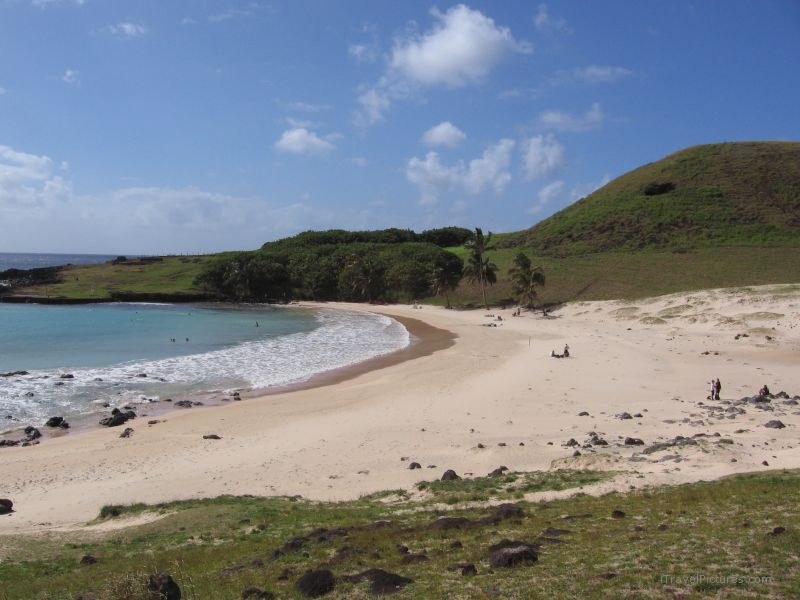 Anakena beach